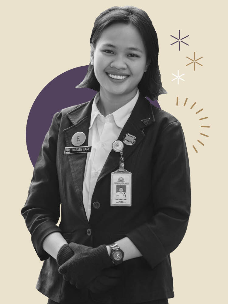 Gambar Perempuan di Garda Depan Dai Lentari