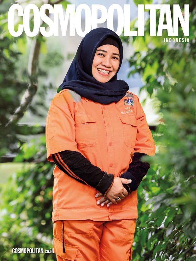 Gambar Perempuan di Garda Depan Ummi Heni